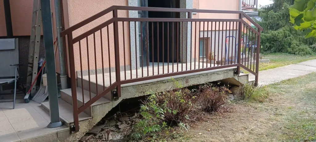 Metalna ograda za stepenice